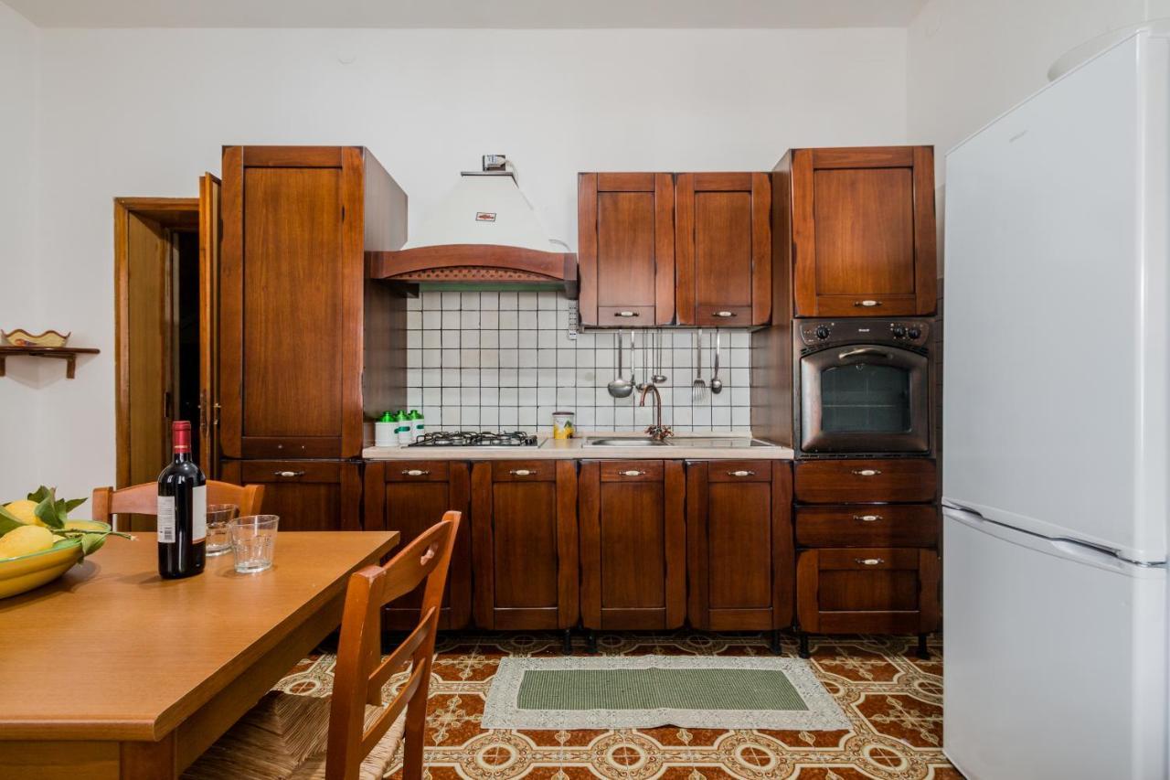 Terre Di Mare Near The Sandy Beach With Pool, Parking & Wifi Fontane Bianche Exterior photo